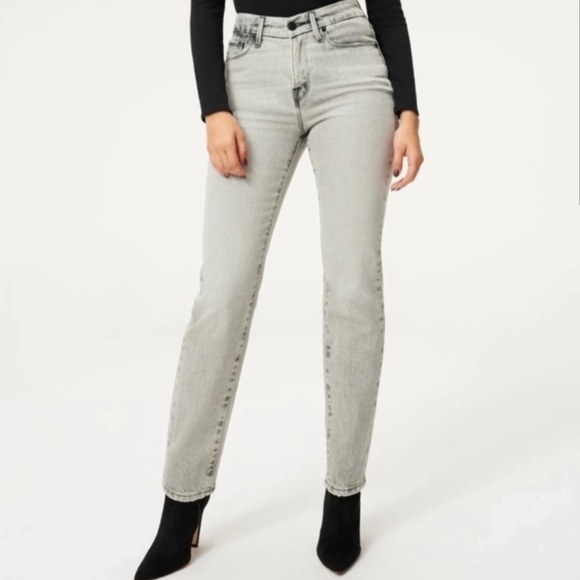 Good American Jeans Sz 12/31 Good Classic Light Grey NWT Black176 V Waist Fall